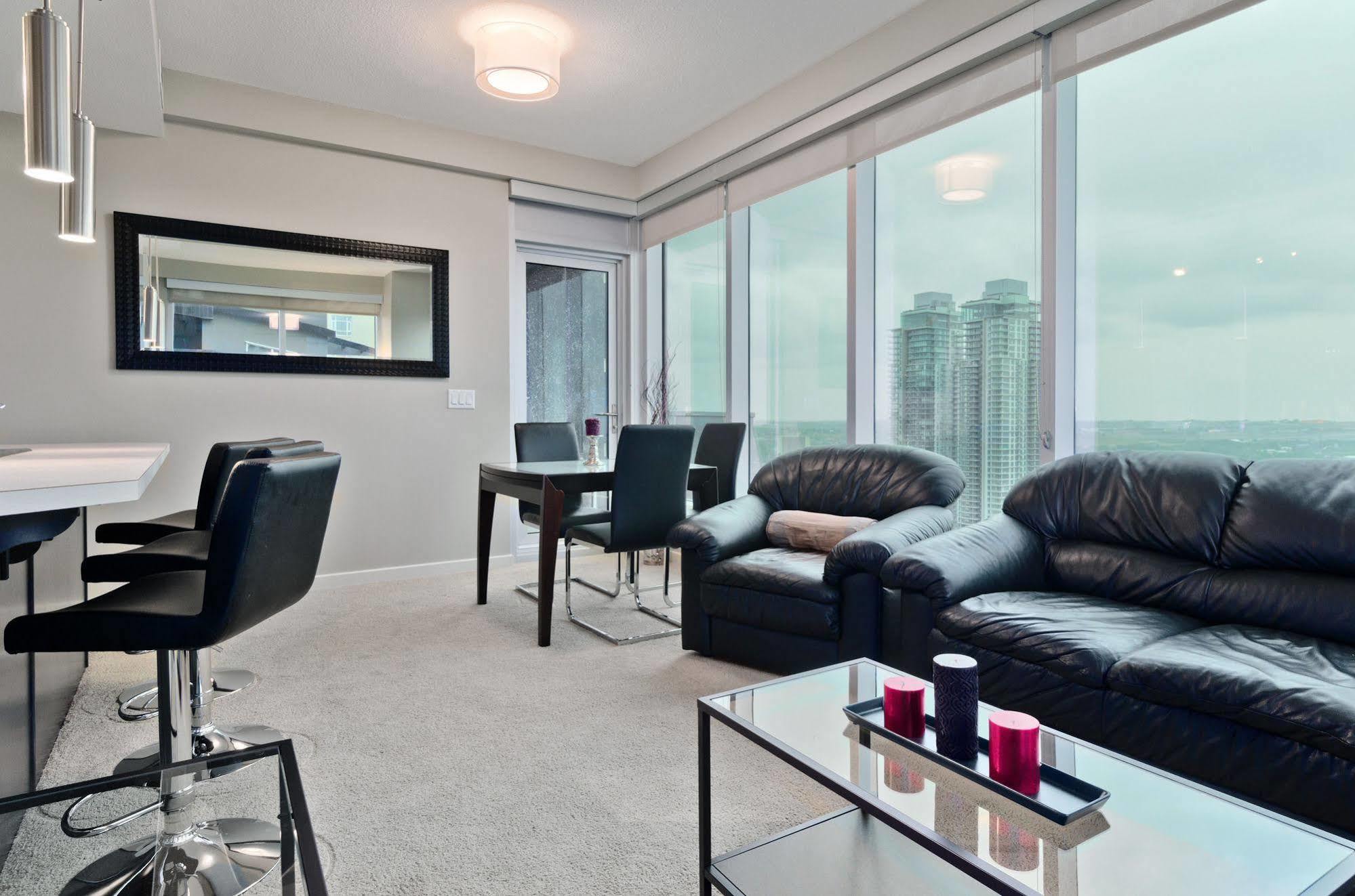 Executive Suites By Roseman - Alura Calgary Exterior photo