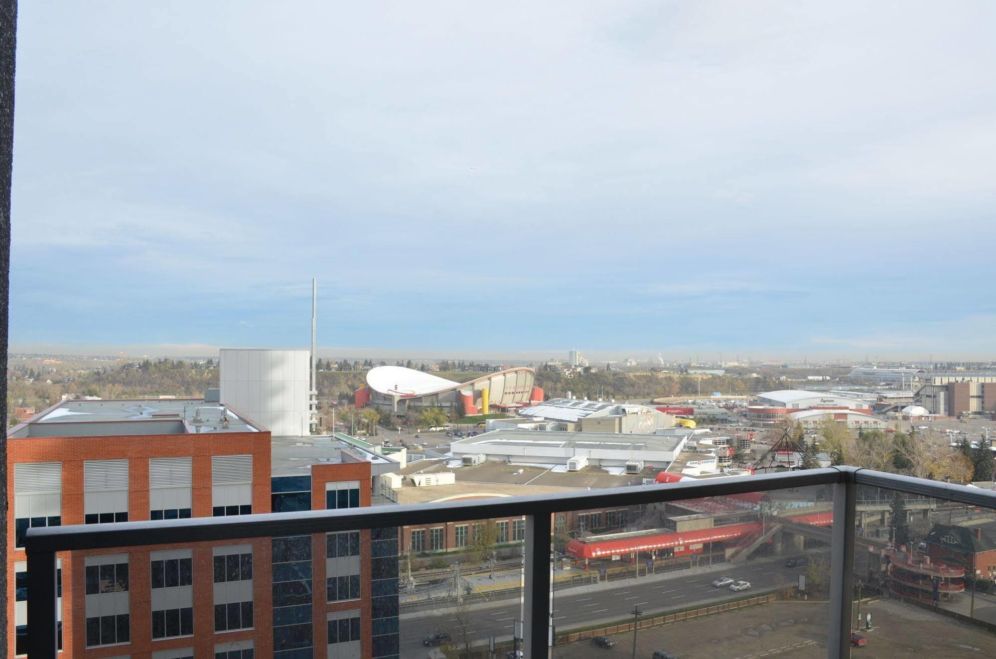 Executive Suites By Roseman - Alura Calgary Exterior photo